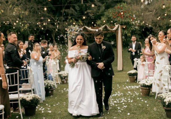 How to pick height increasing shoes for weddings and special events