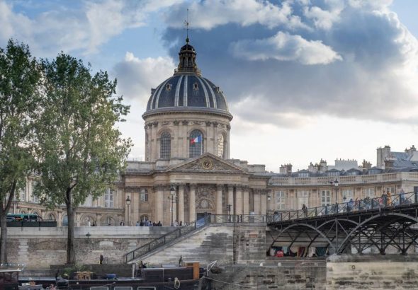 How french schools encourage academic excellence